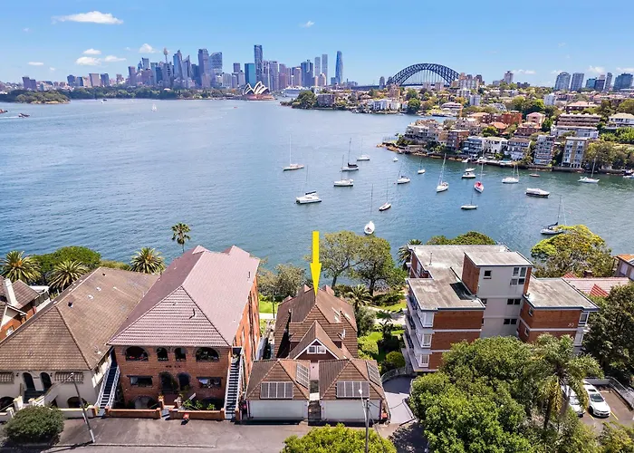 Harbourfront Haven 4Br Retreat With Stunning Views Of Sydney Iconic Landmarks