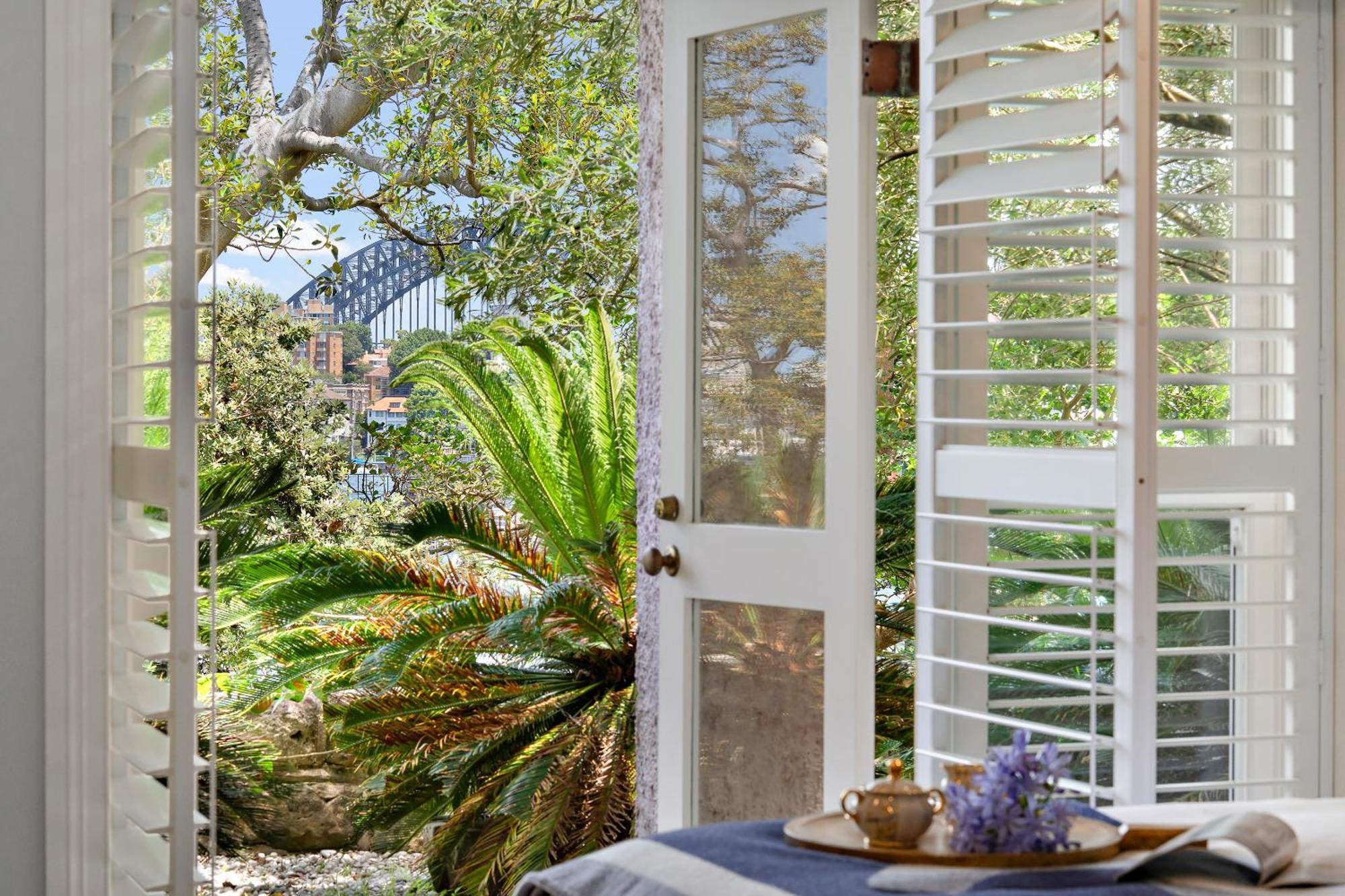 Harbourfront Haven 4br Retreat With Stunning Views Of Iconic Landmarks * Sydney